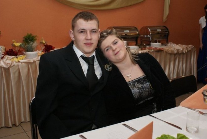 Studniówka 2010 - ZSZ Nr 2 (30.01.2010) - zdjęcie #35 - eOstroleka.pl