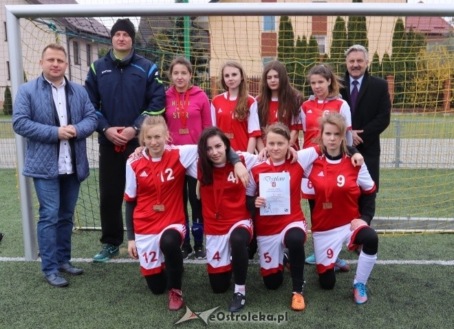Mistrzostwa Ostrołęki szkół średnich - piłka nożna kobiet [21.04.2017] - zdjęcie #26 - eOstroleka.pl