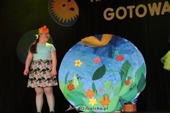 XV Przegląd Dziecięcej Ekologicznej Twórczości Scenicznej [ZDJĘCIA] - zdjęcie #35 - eOstroleka.pl
