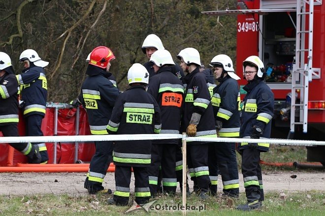 Ćwiczenia pożarowe w Lipiance [26.04.2017] - zdjęcie #4 - eOstroleka.pl
