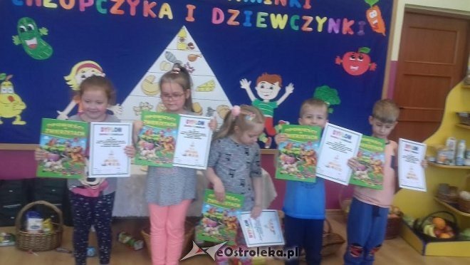 Konkurs o zdrowym odżywianiu w Przedszkolu Miejskim nr 8 [ZDJĘCIA] - zdjęcie #9 - eOstroleka.pl