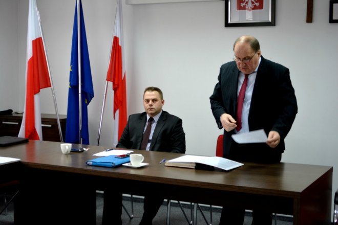 Wójt gminy Łyse z absolutorium za wykonanie budżetu [ZDJĘCIA] - zdjęcie #2 - eOstroleka.pl