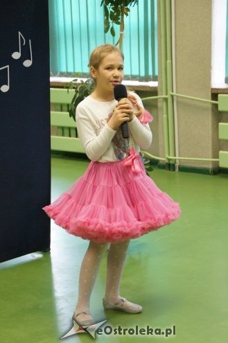 Konkurs piosenki angielskiej Rising Stars w Szkole Podstawowej nr 10 w Ostrołęce [27.04.2017] - zdjęcie #13 - eOstroleka.pl