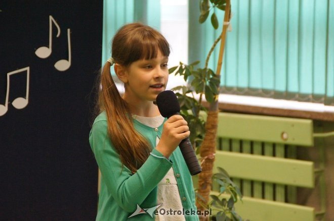 Konkurs piosenki angielskiej Rising Stars w Szkole Podstawowej nr 10 w Ostrołęce [27.04.2017] - zdjęcie #21 - eOstroleka.pl