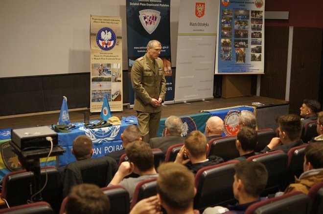 Weterani misji pokojowych i rozjemczych z wizytą w Ostrołęce [ZDJĘCIA] - zdjęcie #32 - eOstroleka.pl