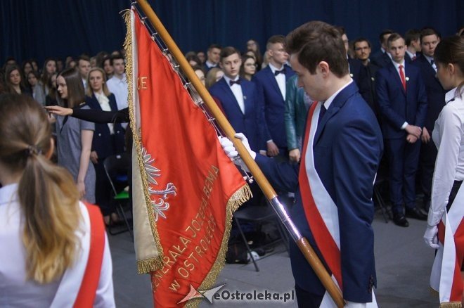 Zakończenie roku szkolnego w I LO w Ostrołęce [28.04.2017] - zdjęcie #11 - eOstroleka.pl