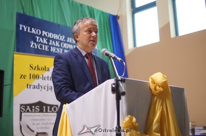 Zakończenie roku szkolnego w I LO w Ostrołęce [28.04.2017] - zdjęcie #2 - eOstroleka.pl