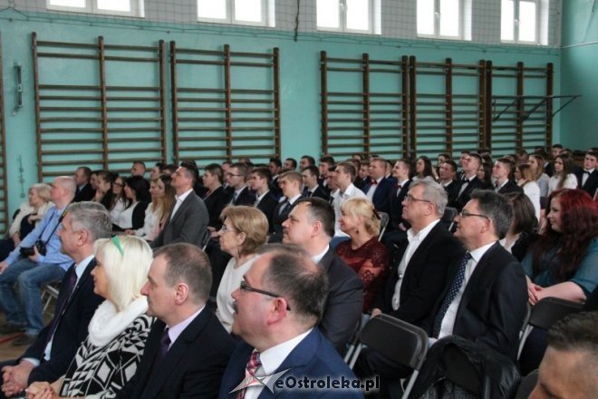 Zakończenie roku szkolnego klas maturalnych w ZSZ nr 2 [28.04.2017] - zdjęcie #8 - eOstroleka.pl
