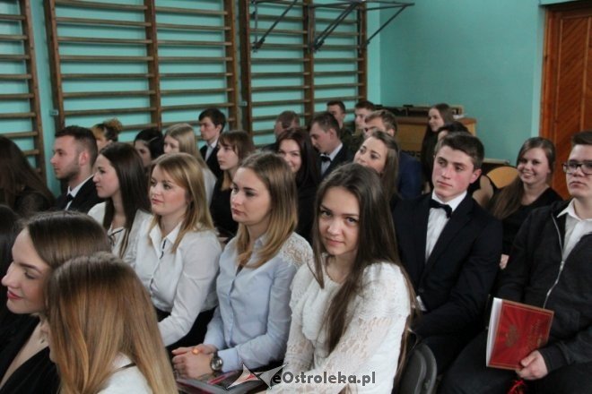 Zakończenie roku szkolnego klas maturalnych w ZSZ nr 2 [28.04.2017] - zdjęcie #3 - eOstroleka.pl