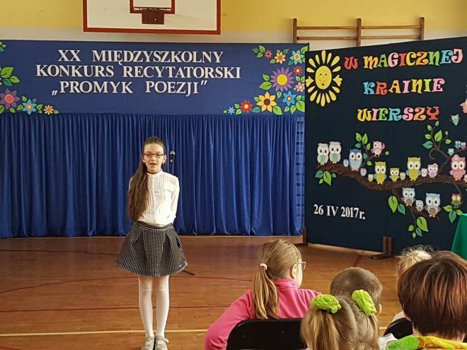 XX Międzyszkolny Konkurs Recytatorski Promyk Poezji [27.04.2017] - zdjęcie #22 - eOstroleka.pl