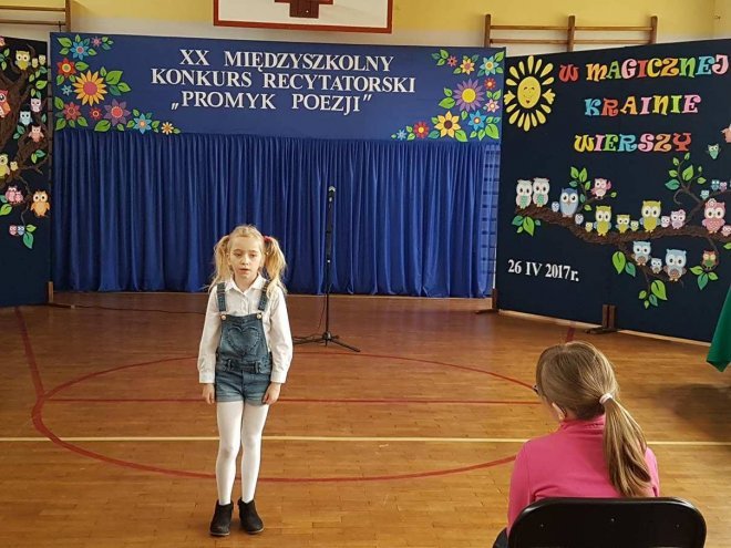 XX Międzyszkolny Konkurs Recytatorski Promyk Poezji [27.04.2017] - zdjęcie #23 - eOstroleka.pl