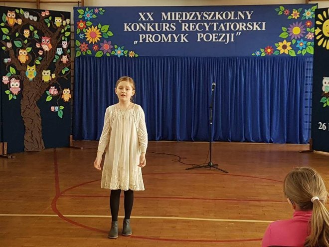 XX Międzyszkolny Konkurs Recytatorski Promyk Poezji [27.04.2017] - zdjęcie #25 - eOstroleka.pl