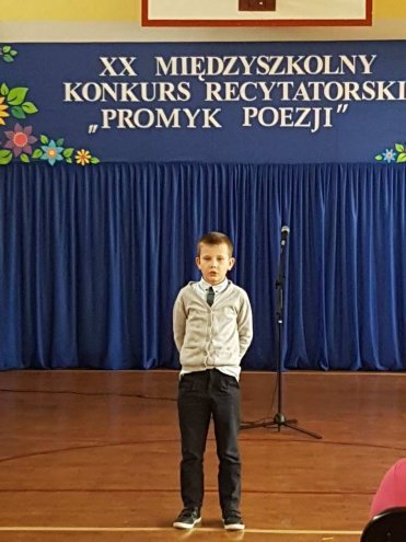 XX Międzyszkolny Konkurs Recytatorski Promyk Poezji [27.04.2017] - zdjęcie #4 - eOstroleka.pl