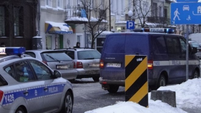 Kolizja z radiowozem (02.02.2010) - zdjęcie #19 - eOstroleka.pl