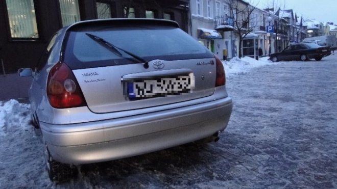 Kolizja z radiowozem (02.02.2010) - zdjęcie #3 - eOstroleka.pl