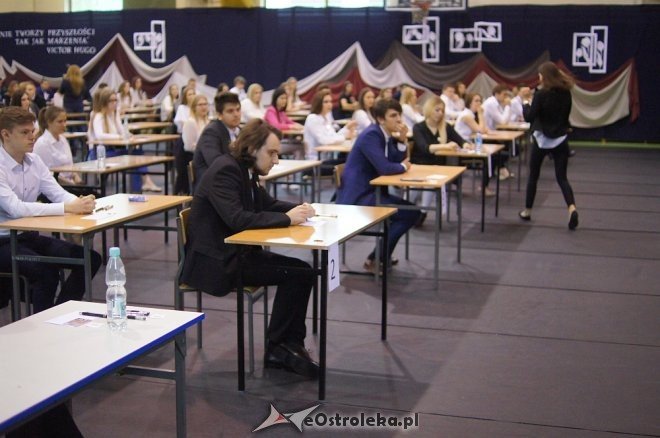 Ruszył maturalny maraton. Dziś egzamin z języka polskiego [ZDJĘCIA] - zdjęcie #20 - eOstroleka.pl