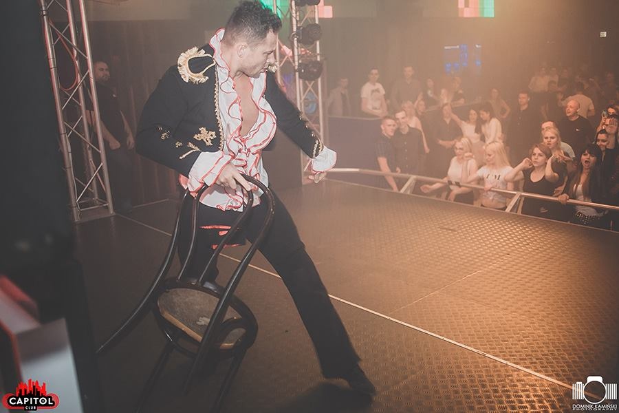 Erotyczne Show w wykonaniu Niepokornych w Clubie Capitol [ZDJĘCIA] - zdjęcie #49 - eOstroleka.pl