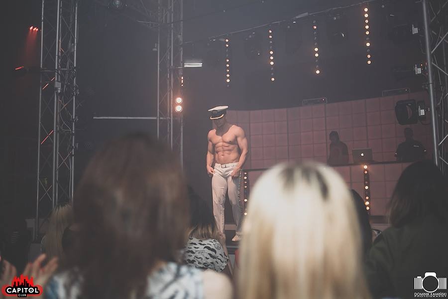 Erotyczne Show w wykonaniu Niepokornych w Clubie Capitol [ZDJĘCIA] - zdjęcie #32 - eOstroleka.pl