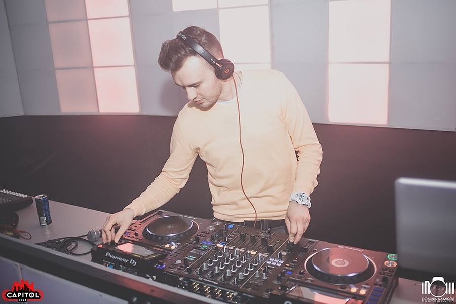 Erotyczne Show w wykonaniu Niepokornych w Clubie Capitol [ZDJĘCIA] - zdjęcie #21 - eOstroleka.pl