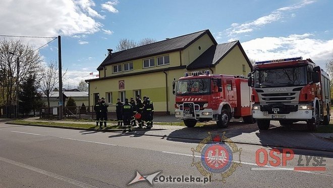 Niecodzienna oprawa podczas wesela strażaka ochotnika z Lipnik [ZDJĘCIA] - zdjęcie #2 - eOstroleka.pl