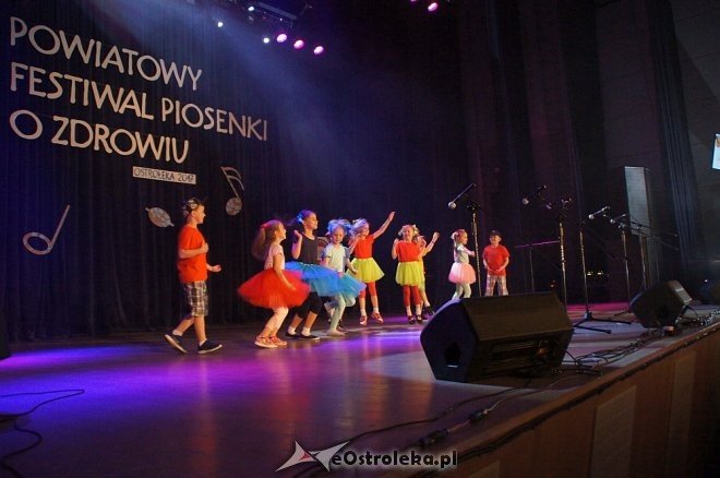 XI edycja Powiatowego Festiwalu Piosenki o Zdrowiu [09.05.2017] - zdjęcie #14 - eOstroleka.pl