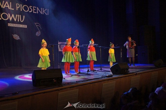 XI edycja Powiatowego Festiwalu Piosenki o Zdrowiu [09.05.2017] - zdjęcie #48 - eOstroleka.pl