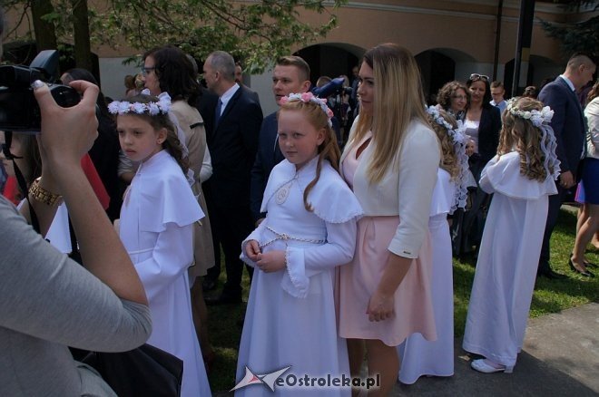 Pierwsza Komunia Święta w ostrołęckim klasztorze [14.05.2017] - zdjęcie #80 - eOstroleka.pl