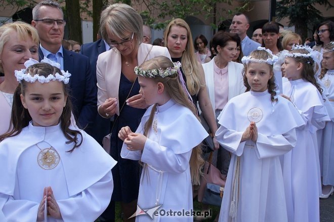 Pierwsza Komunia Święta w ostrołęckim klasztorze [14.05.2017] - zdjęcie #2 - eOstroleka.pl