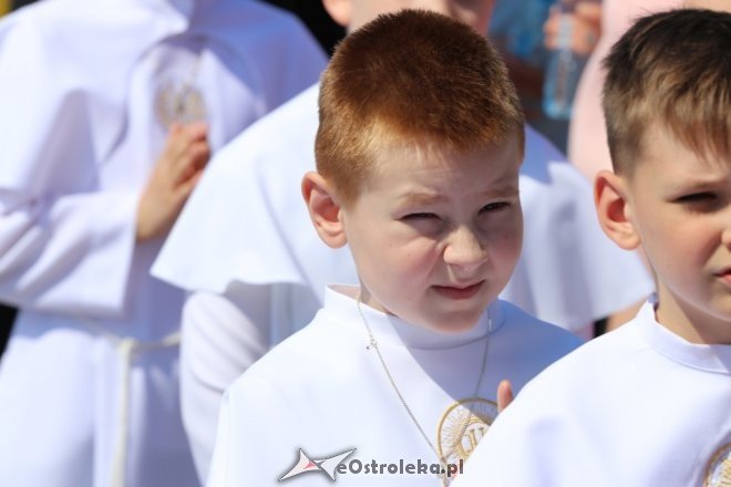 Pierwsza Komunia Święta w parafii pw. św. Wojciecha [14.05.2017] - zdjęcie #29 - eOstroleka.pl