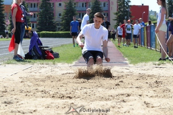 Mistrzostwa Ostrołęki juniorów i juniorów młodszych w lekkiej atletyce [18.05.2017] - zdjęcie #43 - eOstroleka.pl