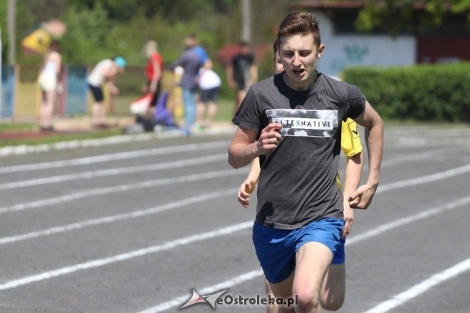 Mistrzostwa Ostrołęki juniorów i juniorów młodszych w lekkiej atletyce [18.05.2017] - zdjęcie #8 - eOstroleka.pl