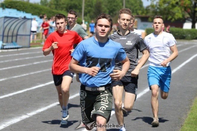 Mistrzostwa Ostrołęki juniorów i juniorów młodszych w lekkiej atletyce [18.05.2017] - zdjęcie #3 - eOstroleka.pl