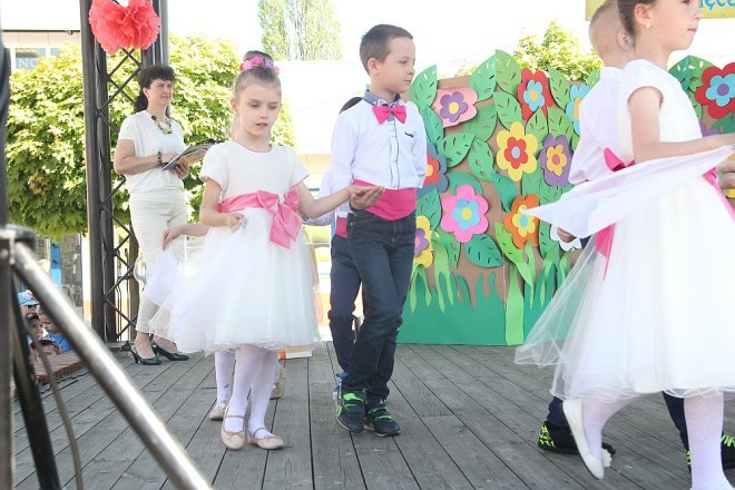 VI Przedszkolny Festiwal Tańca [19.05.2017] - zdjęcie #117 - eOstroleka.pl