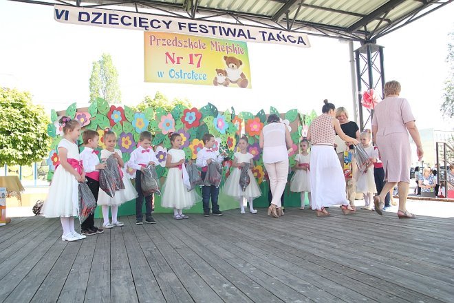 VI Przedszkolny Festiwal Tańca [19.05.2017] - zdjęcie #83 - eOstroleka.pl