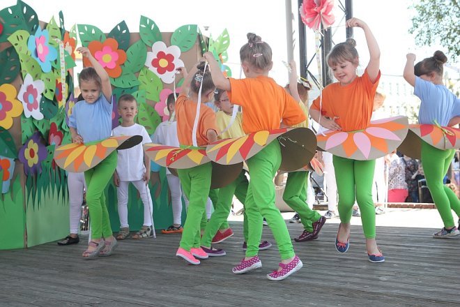 VI Przedszkolny Festiwal Tańca [19.05.2017] - zdjęcie #74 - eOstroleka.pl