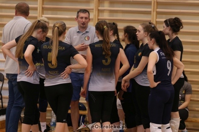 Turniej finałowy III ligi siatkarek - Ostrołęka [20.05.2017] - zdjęcie #27 - eOstroleka.pl