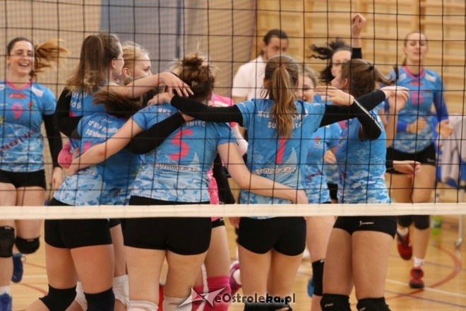 Turniej finałowy III ligi siatkarek - Ostrołęka [20.05.2017] - zdjęcie #4 - eOstroleka.pl