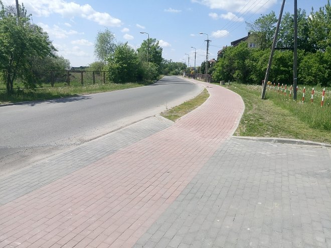 Ostrołęka: Najdłuższa ulica osiedla Stacja z nowym chodnikiem [ZDJĘCIA] - zdjęcie #9 - eOstroleka.pl
