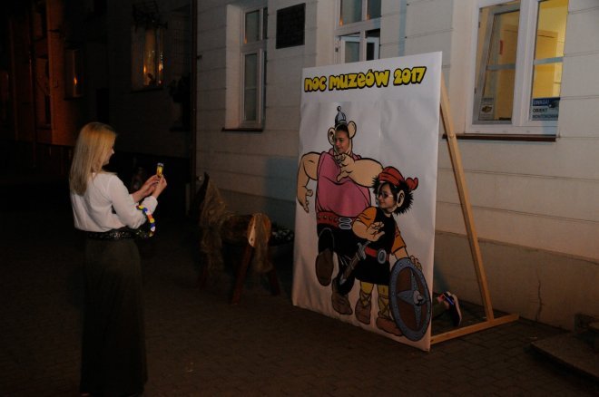 Komiksowa Noc Muzeów w Ostrołęce [ZDJĘCIA] - zdjęcie #13 - eOstroleka.pl