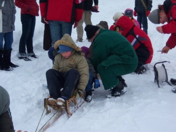 Ferie w MOSiR: Kulig dla dzieci na zakończenie ferii (12.02.2010r.)  - zdjęcie #60 - eOstroleka.pl