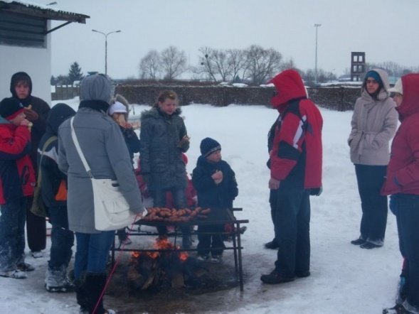 Ferie w MOSiR: Kulig dla dzieci na zakończenie ferii (12.02.2010r.)  - zdjęcie #47 - eOstroleka.pl