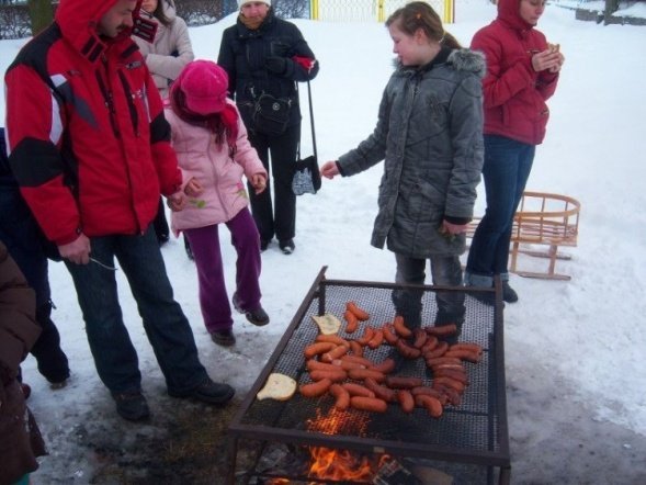 Ferie w MOSiR: Kulig dla dzieci na zakończenie ferii (12.02.2010r.)  - zdjęcie #50 - eOstroleka.pl