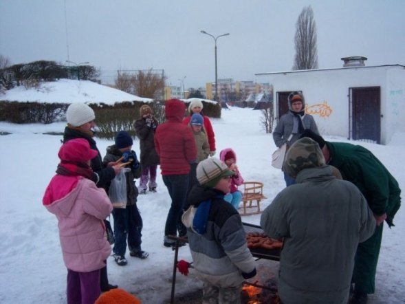 Ferie w MOSiR: Kulig dla dzieci na zakończenie ferii (12.02.2010r.)  - zdjęcie #56 - eOstroleka.pl