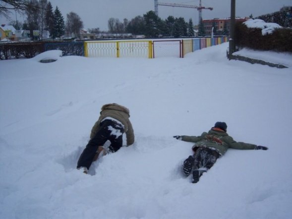 Ferie w MOSiR: Kulig dla dzieci na zakończenie ferii (12.02.2010r.)  - zdjęcie #59 - eOstroleka.pl