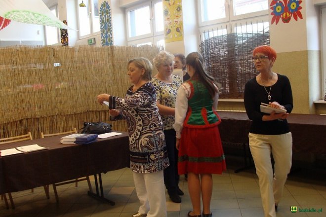 Konkurs recytatorski „Kurpie Zielone w Literaturze” oficjalnie rozstrzygnięty [ZDJĘCIA] - zdjęcie #16 - eOstroleka.pl