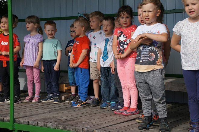 Dzień Rodziny w Przedszkolu Miejskim nr 17 Kraina Misiów [30.05.2017] - zdjęcie #36 - eOstroleka.pl