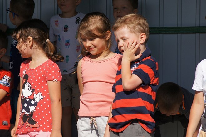 Dzień Rodziny w Przedszkolu Miejskim nr 17 Kraina Misiów [30.05.2017] - zdjęcie #14 - eOstroleka.pl
