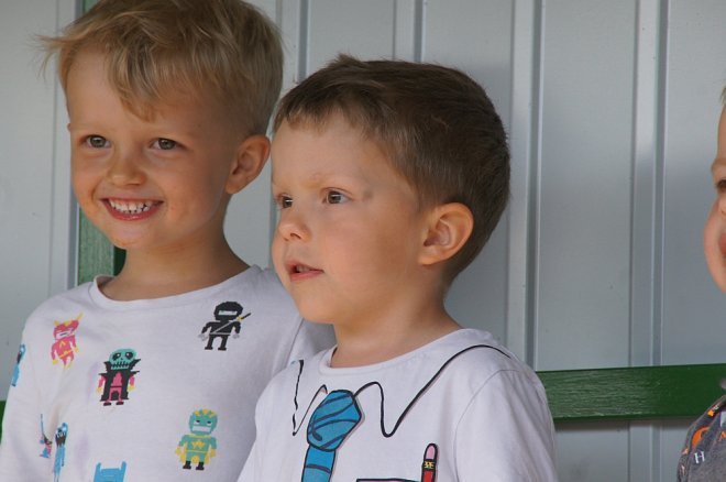 Dzień Rodziny w Przedszkolu Miejskim nr 17 Kraina Misiów [30.05.2017] - zdjęcie #9 - eOstroleka.pl