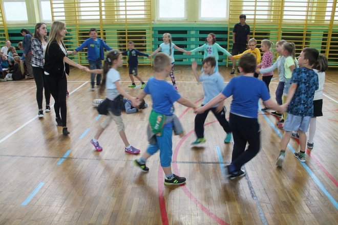 Uczniowie ostrołęckich szkół bili rekord w czytaniu [01.06.2017] - zdjęcie #3 - eOstroleka.pl
