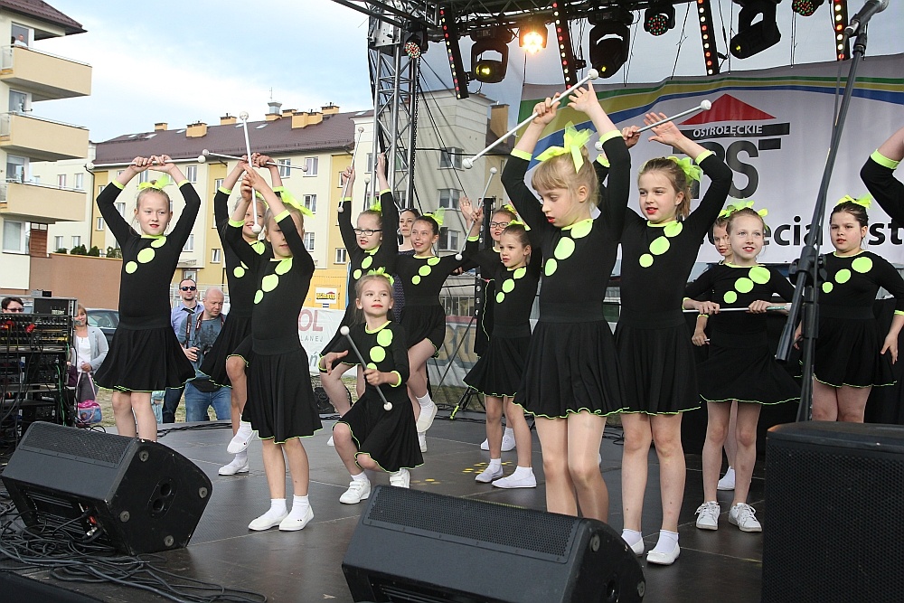 20-lecie OTBS - festyn rodzinny, koncert Power Boy, Eratox [02.06.2017] - zdjęcie #159 - eOstroleka.pl